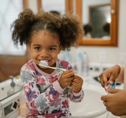 Ile mlecznych zębów powinno mieć dziecko?
